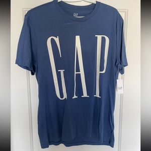 NEW WITH TAGS GAP T-Shirt